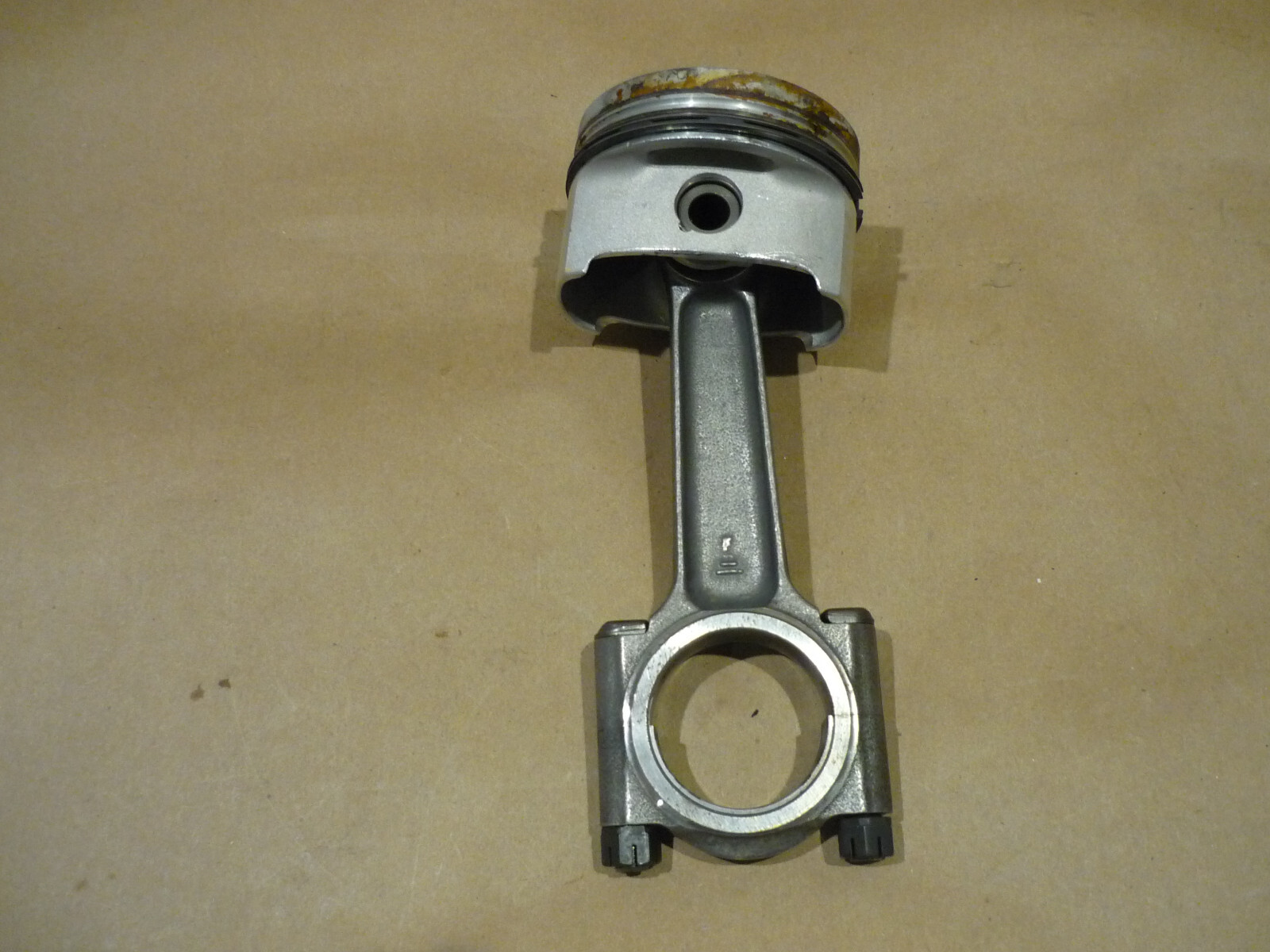 Ferrari 348, Mondial t  Piston & Con Rod   P/N 137980 - 109738