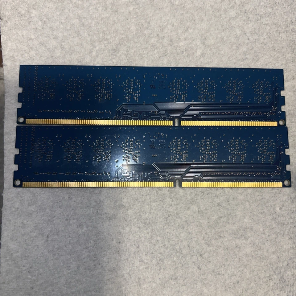 Nanya 4GB (2 X 2GB) PC3-10600S DDR3 1600MHz 204pin So-Dimm Laptop Memory NT2GC64 - Image 2 of 2