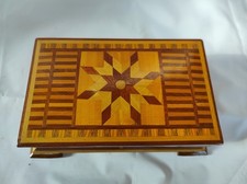 Intarsienkästchen aus Sperr- und Massivholz ca. 18x12x6 cm (Nr.28)