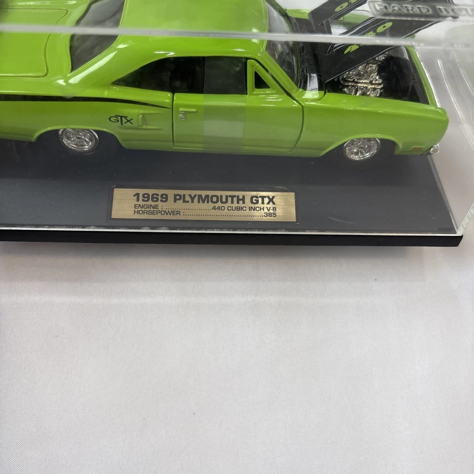 TootsieToy 1969 cuerpo duro Plymouth GTX 1:32 con estuche de plástico fundido a presión Foto 2 de 4