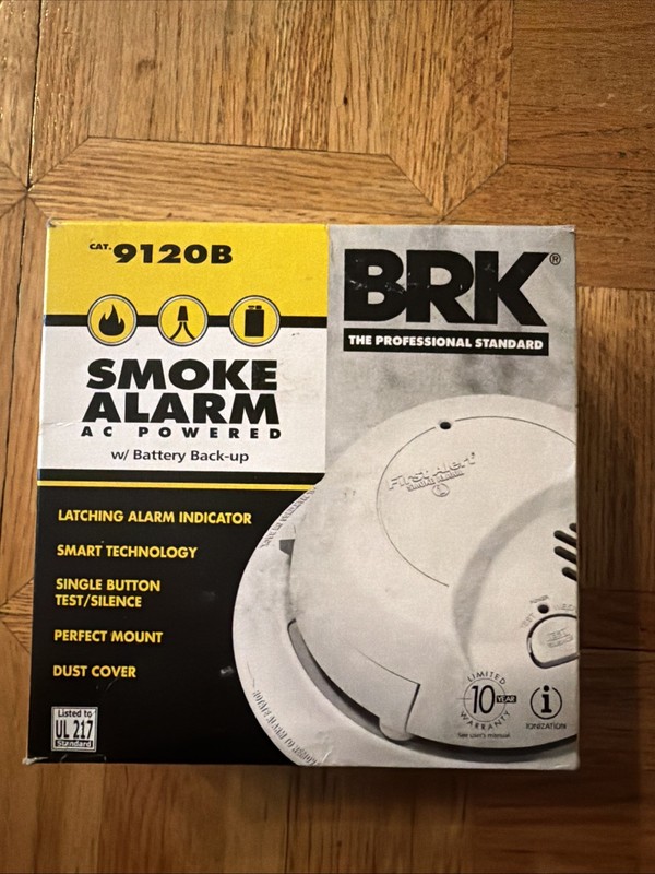 BRK First Alert 9120B Smoke Detector AC Powered Battery & Back-Up Hardwired New