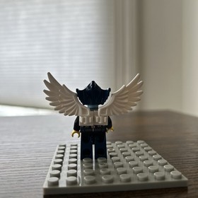 LEGO&reg; Legends of Chima Minifigure Eglor (loc021) w/ armor, wings, chi. 70007