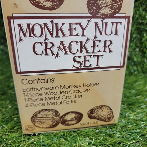 Vintage Price Products Earthenware Monkey Nut Cracker Set New In Original Box - Picture 15 of 18