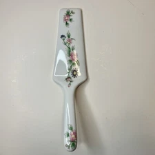 White w/ Pink Floral 9” Ceramic Porcelain Serving Spoon / Cake Pastry Pie Server