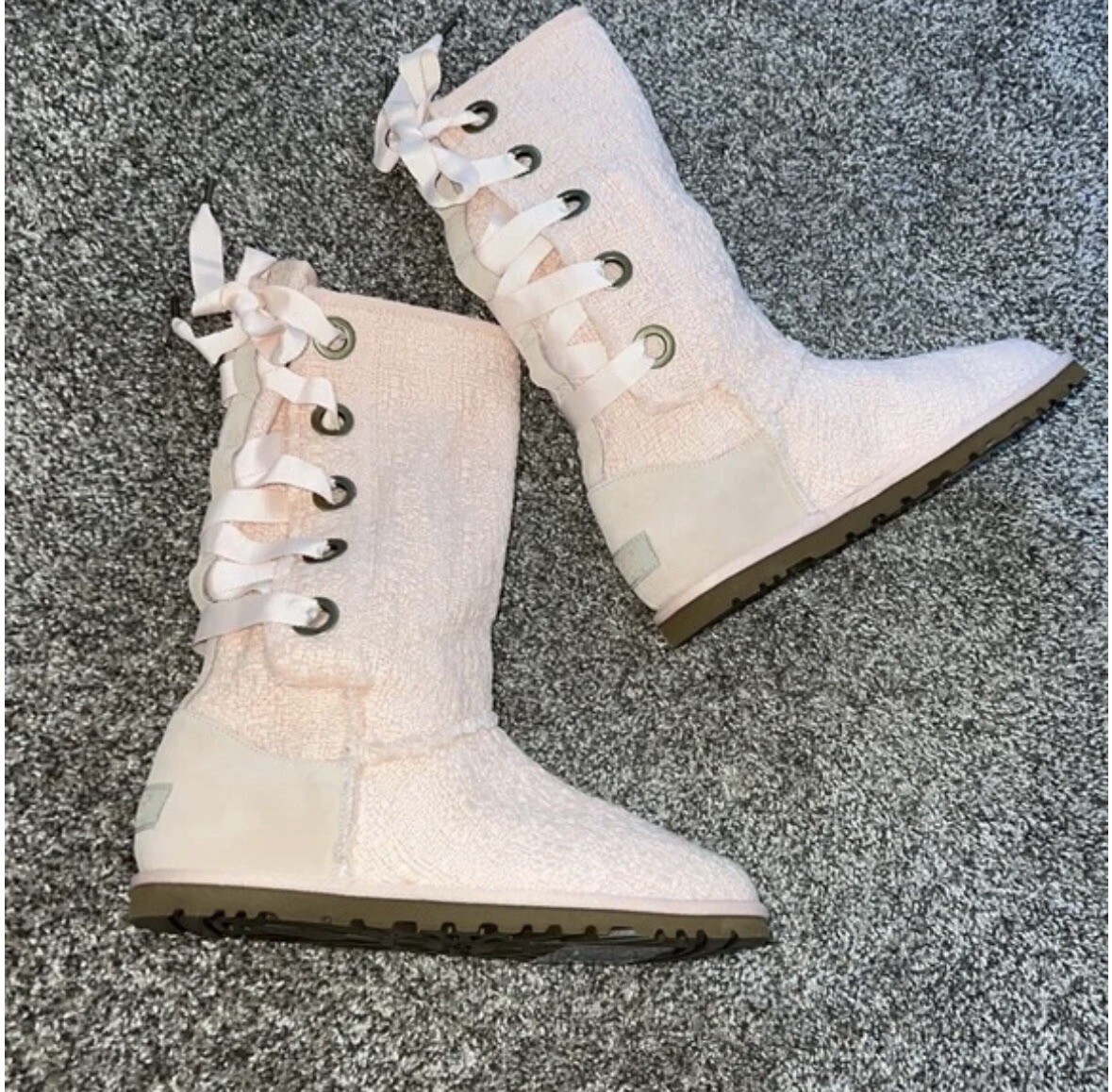 NEW UGG Australia W HEIRLOOM Lace Up Boots 1000693 US Size 7  display picture 1