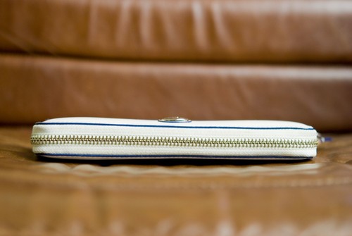 COACH Blue to White Gradient Zip-Around Long Wallet - Picture 6 of 11