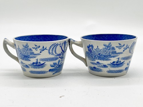 2 X VINTAGE SPODE COPELAND TEA CUPS BLUE AND WHITE MANDARIN PATTERN - Picture 1 of 12