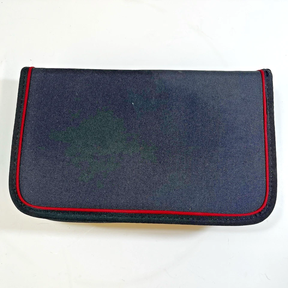 Yahtzee Deluxe Travel Edition 2003 Game Folio w/ Black Nylon Zip Case EXCELLENT - Image 3 of 4