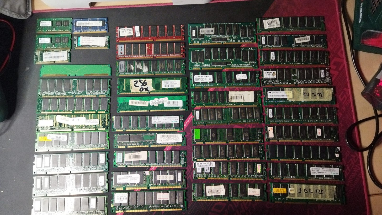 Stock Lotto 42 RAM Vintage SIMM 72pin, SDRAM PC100 PC133, DDR1, DDR2 - Retrocomp