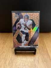 2025 Panini Mosaic Honeycomb Prizm DJ Moore #180 Chicago Bears Football NFL