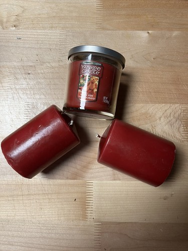 Discounted assorted candles/red - Picture 2 of 5