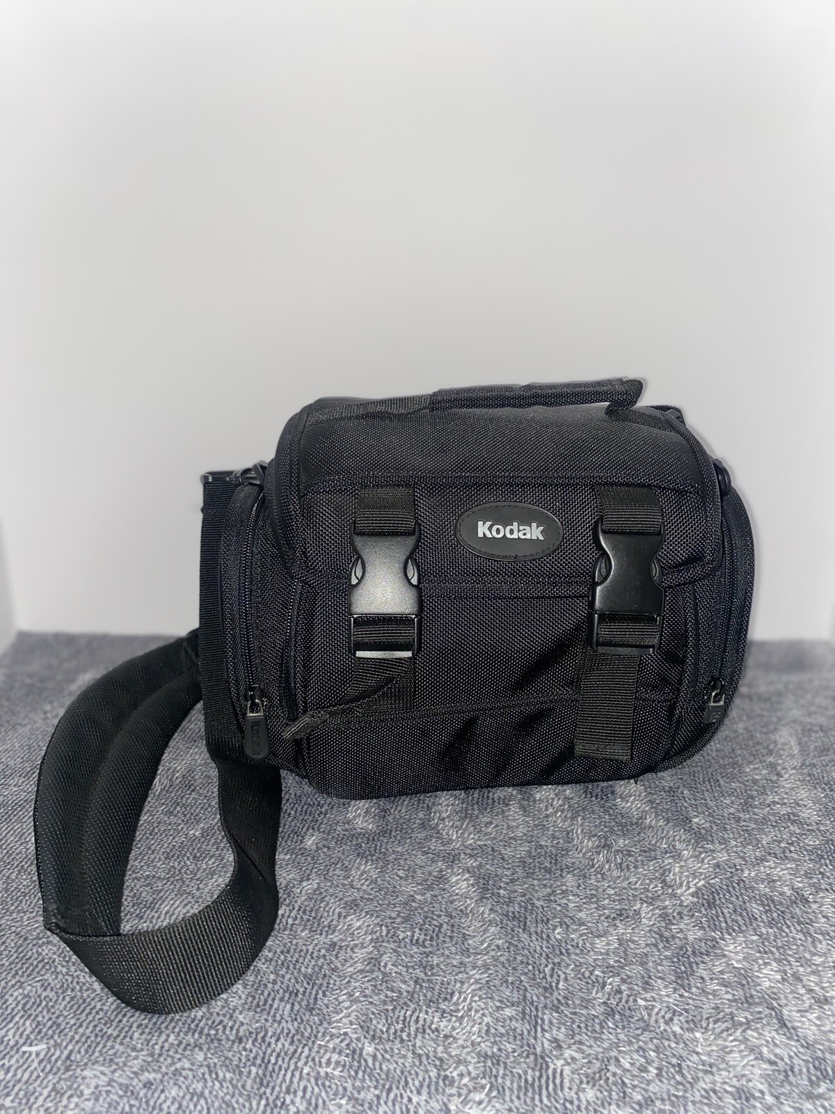 Kodak Camera Carrying Case Black Nylon Travel Bag Shoulder Strap Adjust