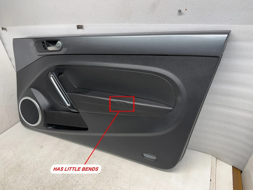 Внутренняя дверная панель со стороны пассажира P501150 2012-2019 Volkswagen Beetle 5C5867012 - Изображение 3 из 4