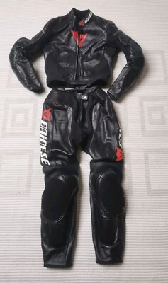 Dainese Damen Motorrad Lederkombi Zweiteiler Schwarz Rot Gr. 36 (IT 42) 