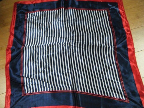 10x 50cmx50cm kleiner Hals Bandana Schal Satin/Seide Feel Mode zufällig ausgewählt - Bild 3 von 7