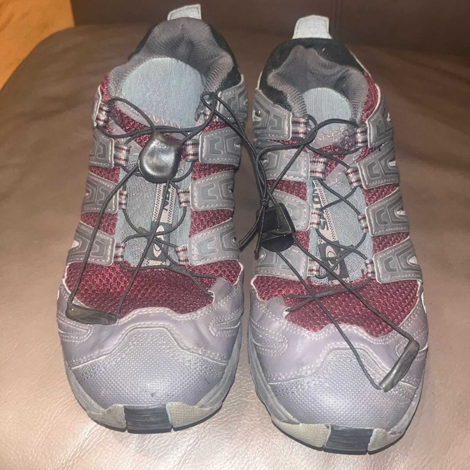 Salomon Contagrip Ortholite Hiking Shoes Size 9 Men’s gray purple