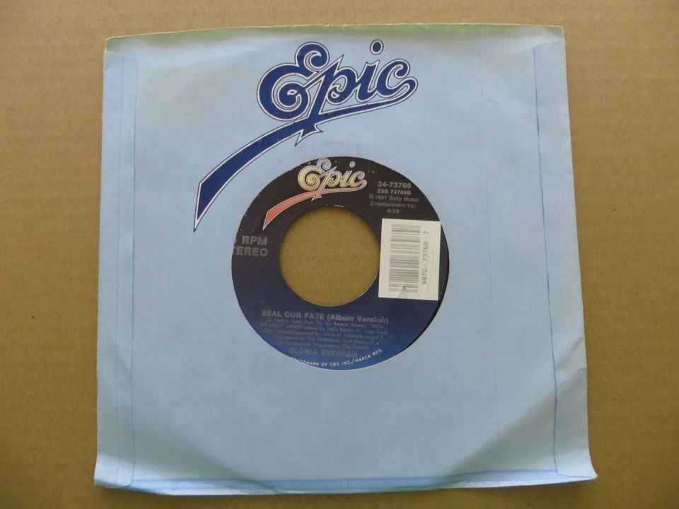 Gloria Estefan – Seal Our Fate - 1991 - Epic 34-73769 7" Single VG+/Generic - Image 2 of 4