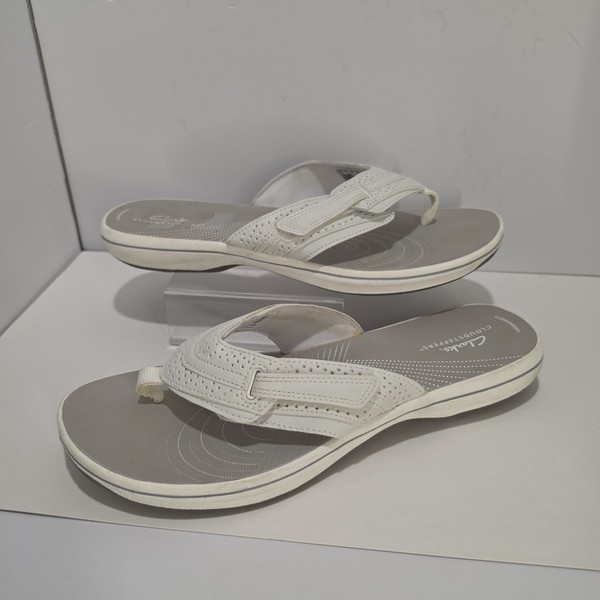 Clarks Sandals Cloudstepper Collection  Women's Thong Flip Flops Size 11