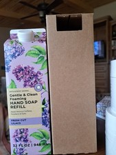BATH AND BODY WORKS Gentle Clean Hand Soap Refill Fresh Cut Lilac 32OZ NIB