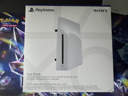 Achetez la Console PS5 Slim Digitale Blanc 1To SSD - Bundle Fortnite Étoile Cobalt Inclus