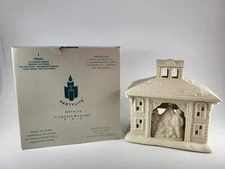 Victorian Manor Tea Light /Votive Candle Holder Party Lite P0291 Family Scene