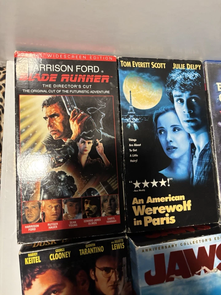 Huge VHS Lot Horror Sci Fi ray bradbury matrix predator jaws werewolf rare Foto 2 de 4