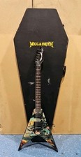 Dean Dave Mustaine Signature V United Abomina...