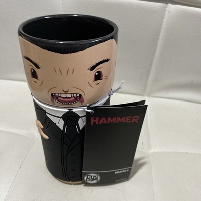 CosCups by Numskull Hammer Horror Dracula Keramiktasse Geschenk mit Gummihülle