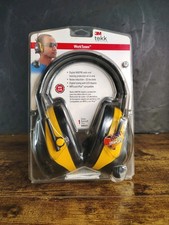 3M WorkTunes Hearing Protector and AM/FM Stereo Radio 90541 2010 Model NWT