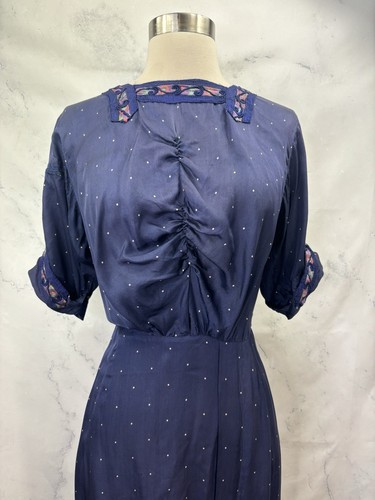 Antiguo Vestido Eduardiano Azul Seda Lunares Tapiz Borde 1910 Vestido Victoriano S - Imagen 13 de 24