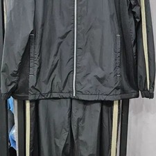 Reebok Black Windbreaker Training Set for Men Size 110