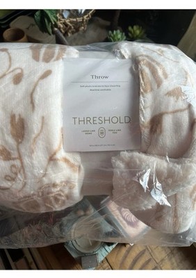 Threshold Textured Faux Shearling Reversible Throw Blanket Pumpkin New 50 X 60
