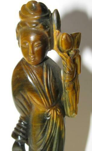 Late 1800s Hand Carved Chinese Agate Statue of Woman with Lotus Flowers - Picture 4 of 8