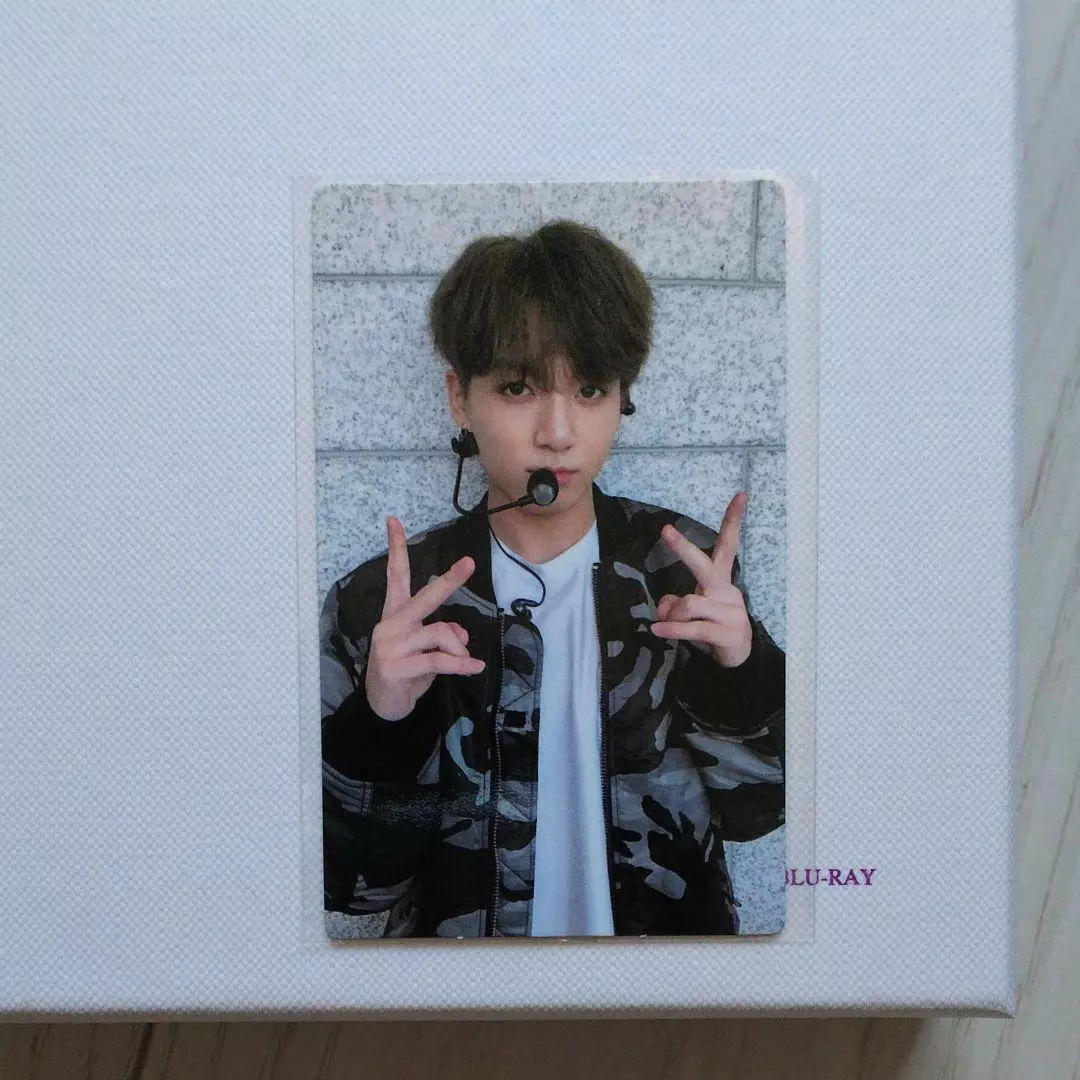 BTS MEMORIES OF 2017 Blu-ray Random Photocard JUNGKOOK Bangtan Boys Official