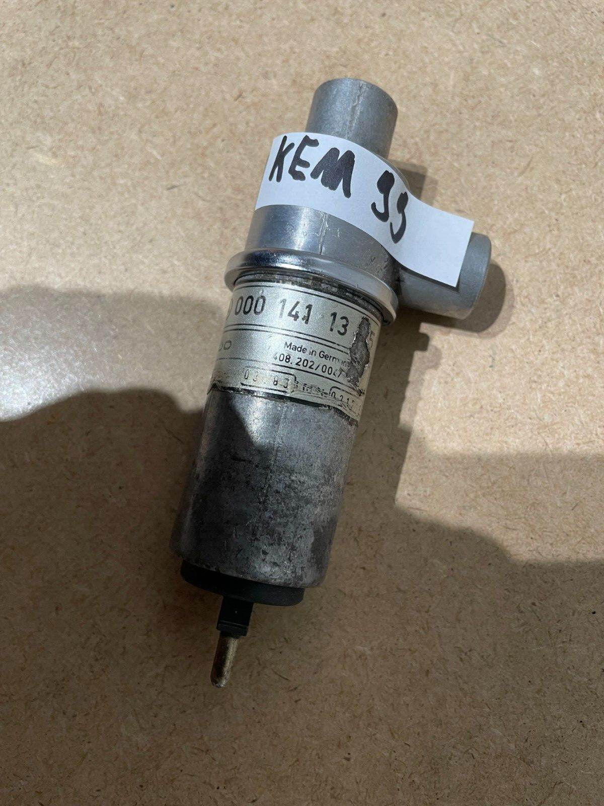 MERCEDES Leerlaufsteller Schieber W126 380 se A0001411325 online  