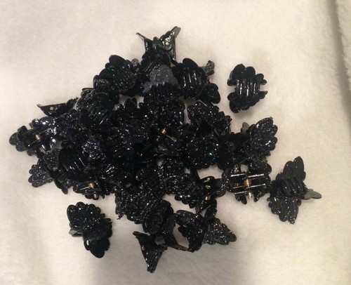 100 Glitter Black Mini Plastic Butterfly Hair Clips Hair Accessories - Picture 3 of 4