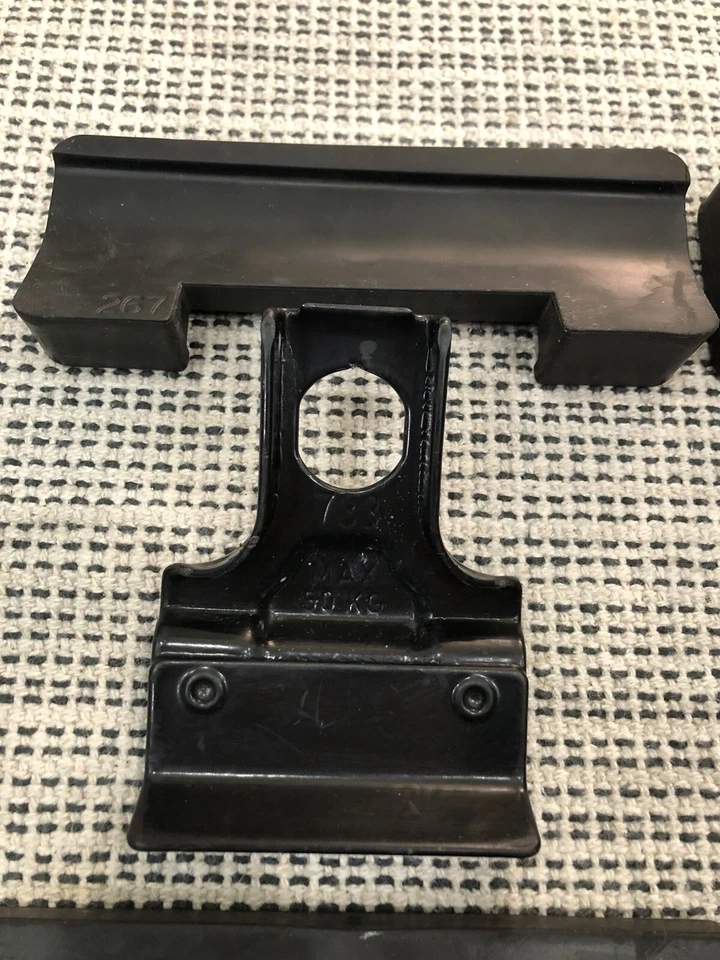 🇨🇦 Kit de ajuste Thule 1529 (141529) para Ford Fusion / Lincoln MKZ / Mercury Milan Foto 2 de 4