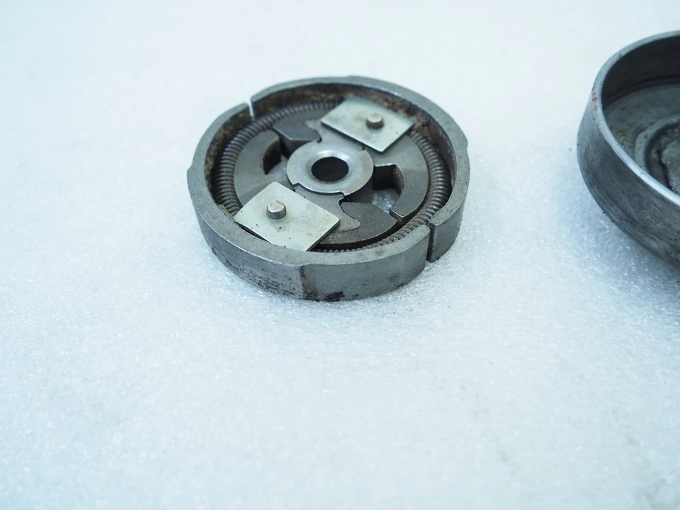 FRIZIONE CAMPANA PIGNONE MOTOSEGA ALKO AL-KO BKS 38/40 CS 38 CS38 Foto 3 de 4