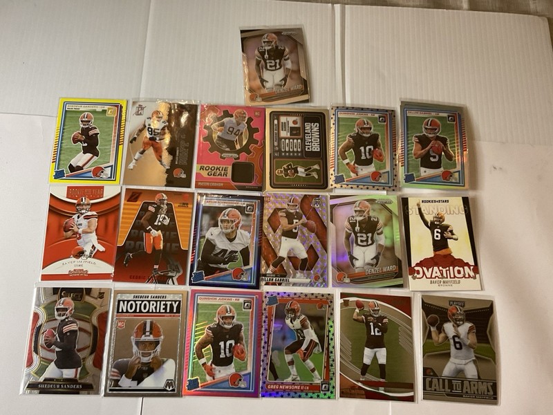 Cleveland Browns Football - 20 Card Lot (Inserts, Rookies, and Parallels)