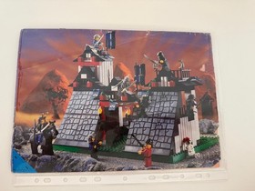 Lego Castle Ninja 6093:Flying Ninja Fortress Complete with Instructions