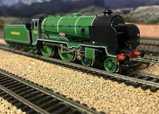 Hornby R2018 Top Link SR Schools Class V Radley’ 930 Boxed Excellent Condition
