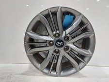2013 HYUNDAI IX35 Mk1 Alloy Wheel  6.5jx17 5 Split Spoke