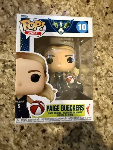 Funko Pop 10 WNBA Paige Bueckers Dallas Wings Vinyl Figure + Protector
