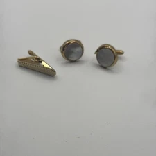 SWANK Gold and mother of pearl Cuff Links Elegant Accessories
