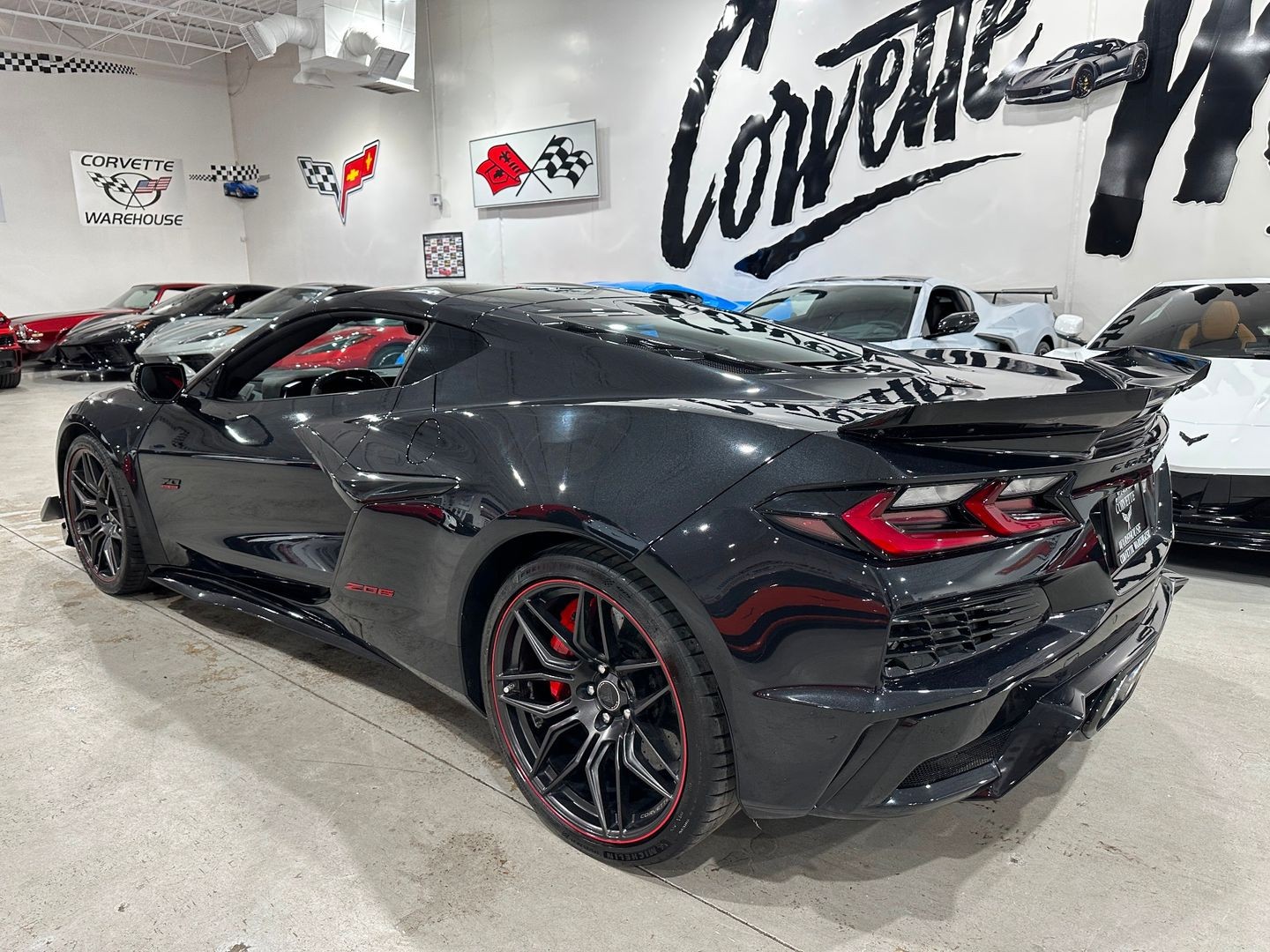 2023 [GAR] Carbon Flash Metallic Chevrolet Corvette   | C8 Corvette Photo 10
