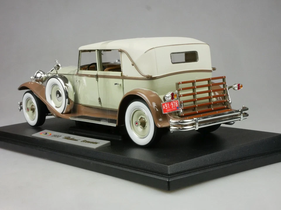Signature Models 1/18 1930 Packard Brewster diecast 18103 in Box 132739 - Bild 3 von 4
