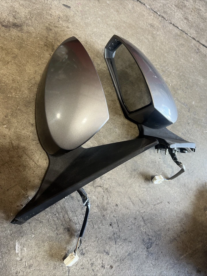 2003-2008 Nissan 350z RIGHT LEFT SIDE REAR VIEW DOOR MIRROR Gray Color - Imagem 3 de 4
