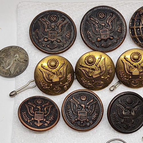 Vtg WWI & WWII ARMY MILITARY Buttons 27pcs Austin Horstmann Scovill AMB Jewelers - Picture 2 of 17