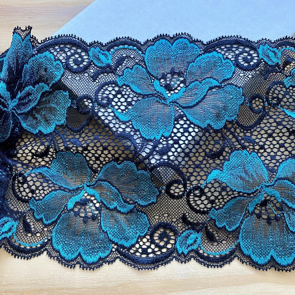 Borde de encaje de malla elástico Paris verde y negro estampado floral/costura/artesanía/7" de ancho Foto 3 de 4