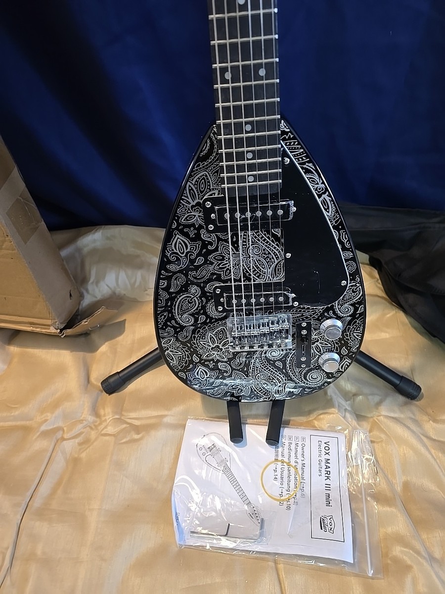 VOX MARK III Mini Paisley BKSV Short Scale TearDrop Shape Electric